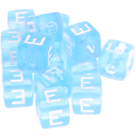 0,5 кг – 580 пластмассовых голубых кубиков с буквой – Е