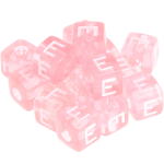 0,5 kg – 580 růžových umělohmotných kostek s písmenkem –E–