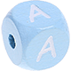 Cubos em azul bebé com letras em relevo, de 10 mm : A