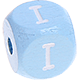 Cubos em azul bebé com letras em relevo, de 10 mm : I