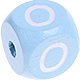 Cubos con letras en relieve de 10 mm en color azul bebé : O