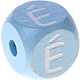 Cubos em azul bebé com letras em relevo, de 10 mm – Francês : É