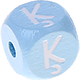 Světle modré ražené kostky s písmenky 10 mm – lotyšský : Ķ