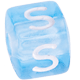 Niebieski plastik kostek z literami – wybór : S