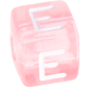I Tuoi dadi in plastica rosa con lettere assortite : E